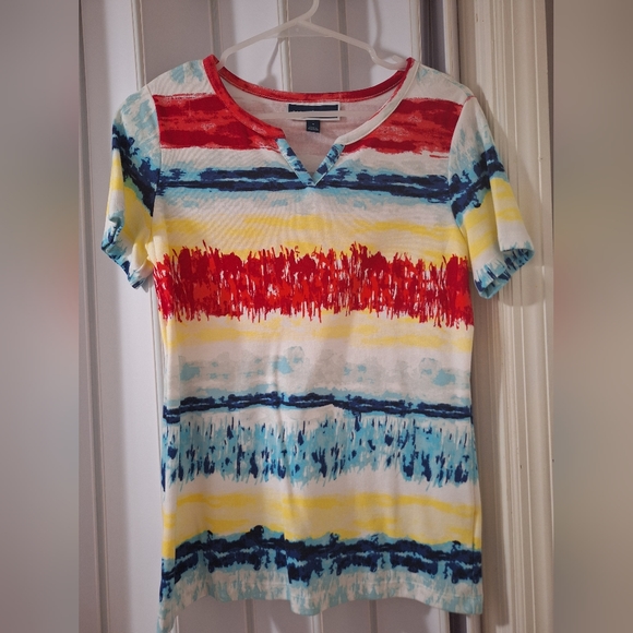 Karen Scott Women's Tee. - Picture 1 of 2